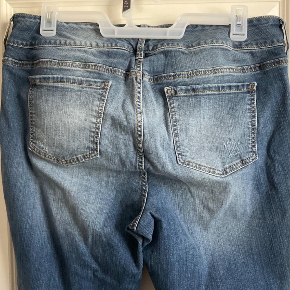 Torrid Lightly Distressed Jeggings -‎ Size 20 - Picture 4 of 9